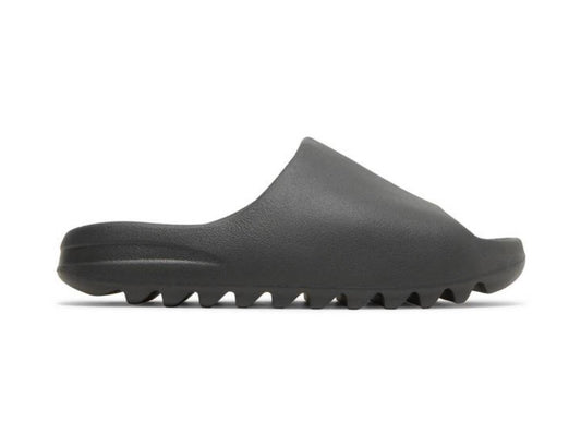 Adidas Yeezy Slides ‘Onyx’